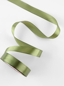 Декоративная атласная лента (2 см; 23 м; зелёная) — фото, картинка — 2