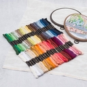 Набор ниток для вышивания №9 (50 цветов) — фото, картинка — 1