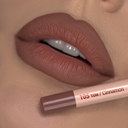 Карандаш для губ 