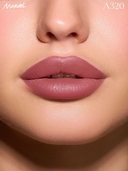 Помада для губ 