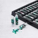 Набор блесток декоративных (36 шт.; бело-зелено-красный) — фото, картинка — 3