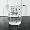 Кружка мерная пластмассовая (1000 мл) — фото, картинка — 2